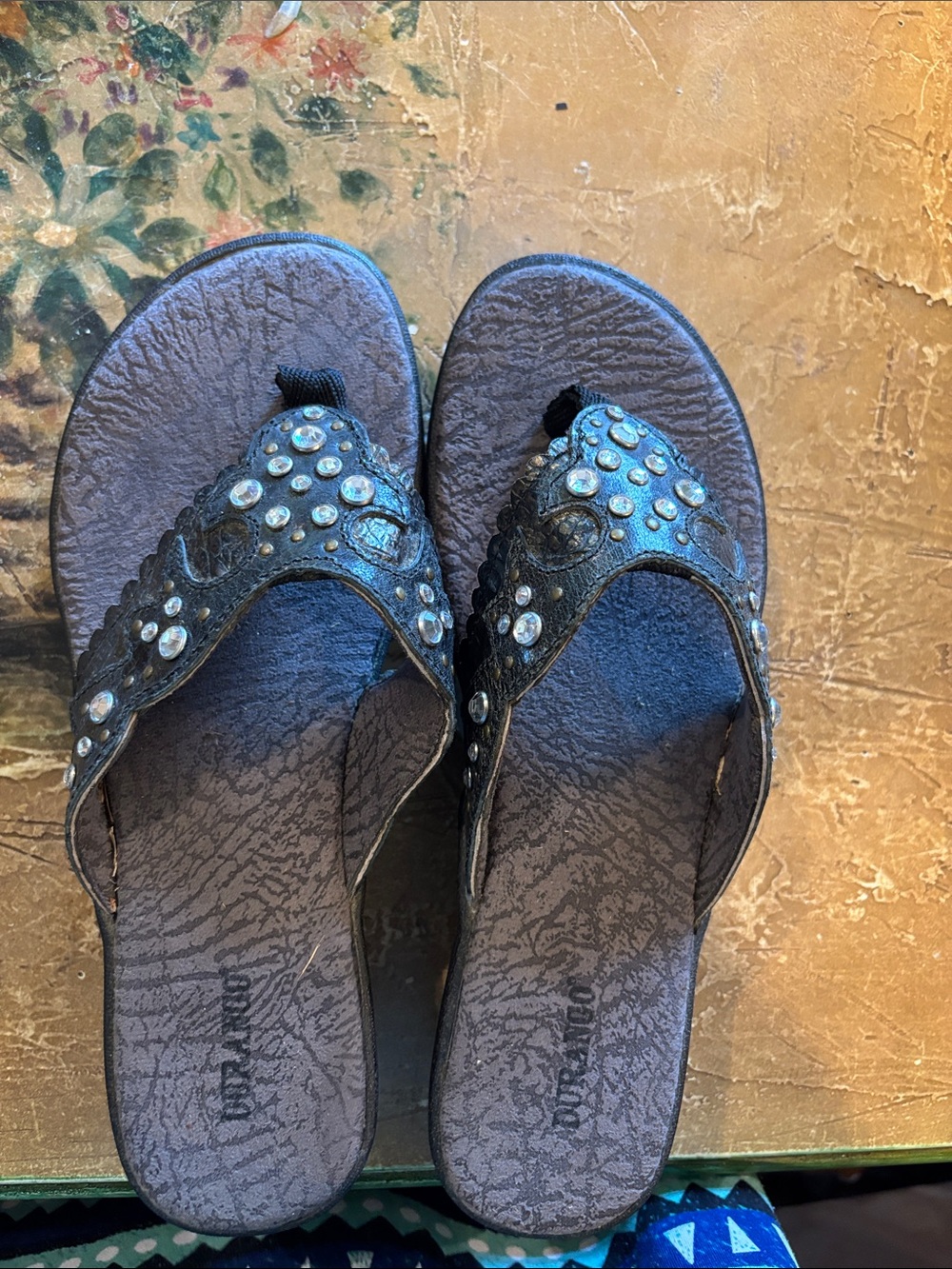 NWOT Durango Black Studded Women's Thong Sandal